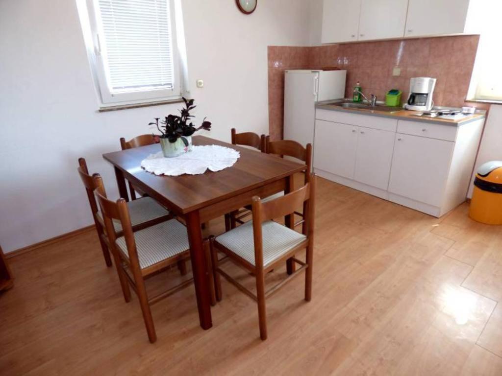 Apartments Branko نين الغرفة الصورة